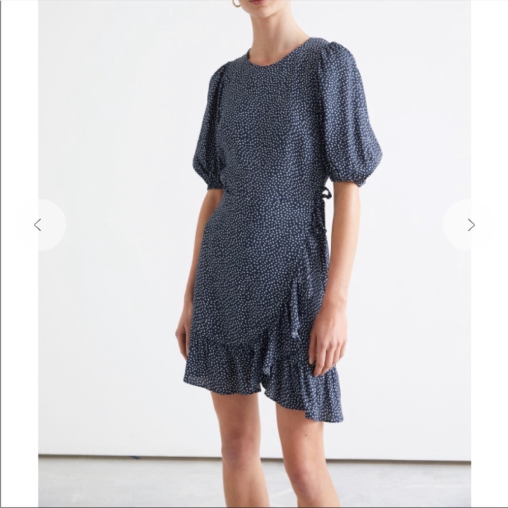Puff sleeve wrapped dress